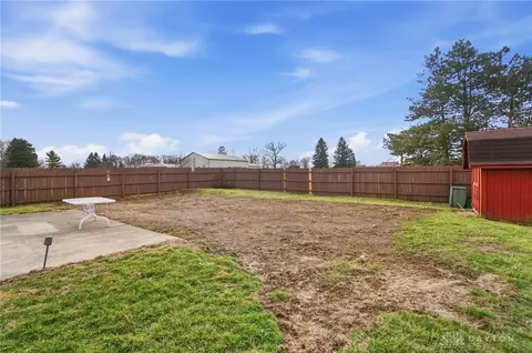2043 Providence, Springfield, OH 45503 photo 28