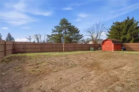 2043 Providence, Springfield, OH 45503 photo 31