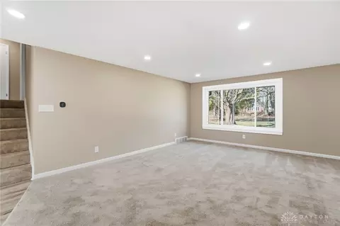 Living - 5324 Glendon Ln, Dayton, OH 45440 photo 1 of 7