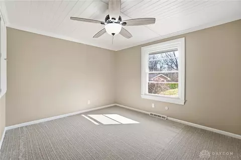Bedroom - 5324 Glendon Ln, Dayton, OH 45440 photo 4 of 10