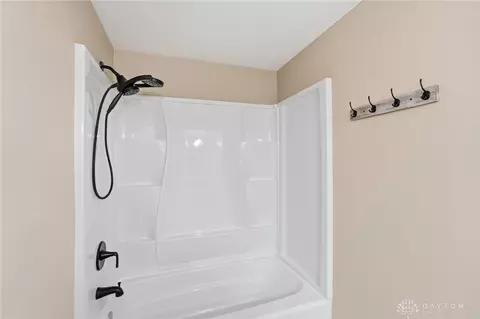 Bath - 5324 Glendon Ln, Dayton, OH 45440 photo 6 of 6