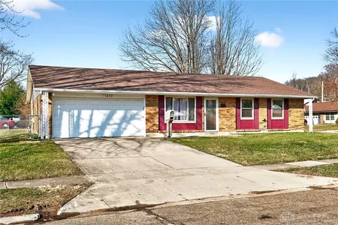 1373 Rawlings Dr, Fairborn, OH 45324