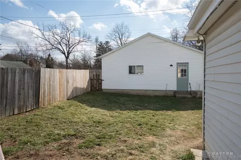 Exterior - 1138 Sharon Ave, Kettering, OH 45429 photo 6 of 6