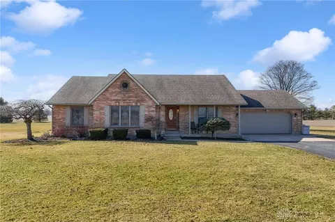 2225 Center Rd, Wilmington, OH 45177