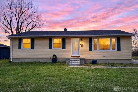 5303 Underwood Rd, Riverside, OH 45431