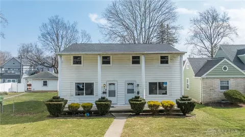 Exterior - 846 Crescent Dr, Sidney, OH 45365 photo 3 of 6