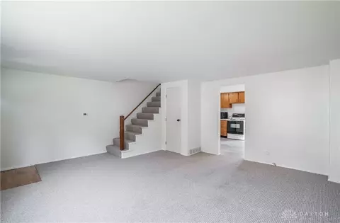 Living - 846 Crescent Dr, Sidney, OH 45365 photo 2 of 2