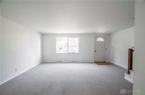 Living - 846 Crescent Dr, Sidney, OH 45365 photo 1 of 2