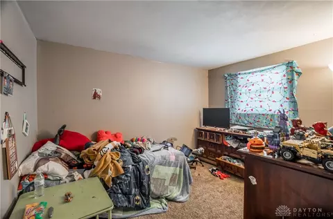 Bedroom - 846 Crescent Dr, Sidney, OH 45365 photo 8 of 12