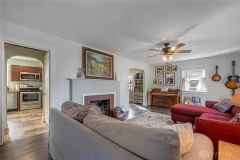 127 S Kensington Pl, Springfield, OH 45504 photo 3
