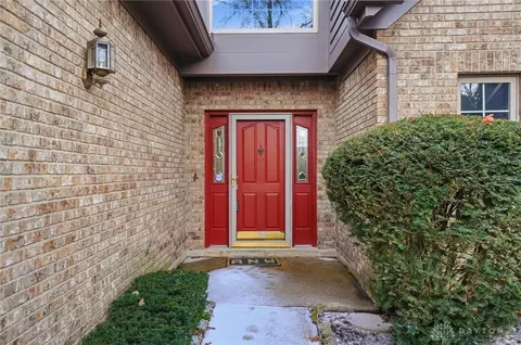 Entry Way - 889 Timberlake Ct, Kettering, OH 45429 photo 1 of 4