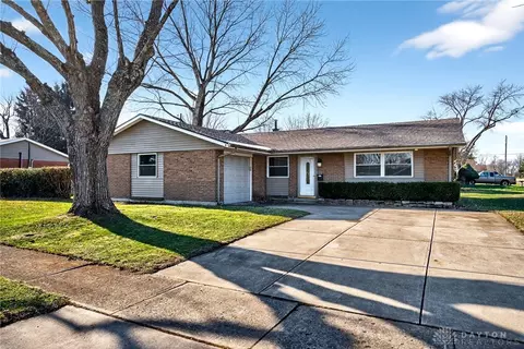 645 Skyles Rd, Englewood, OH 45322