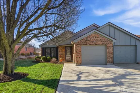 3147 Kerry Dr, Dayton, OH 45434