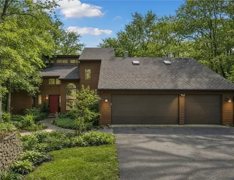 2488 Stewart Rd, Xenia, OH 45385