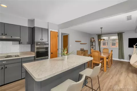 Kitchen - 654 Cushing Ave, Dayton, OH 45429 photo 1 of 5