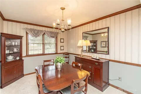 471 Roselake Dr, Centerville, OH 45458 photo 11
