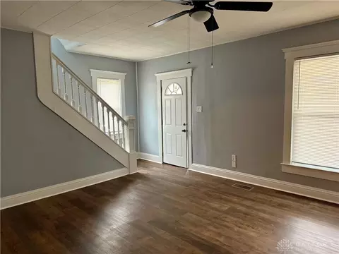 1661 Prospect St, Springfield, OH 45503 photo 2