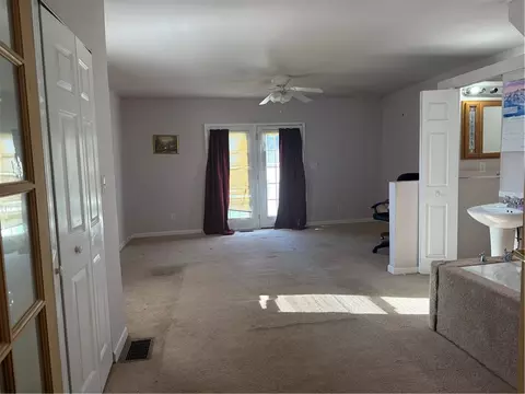 5709 Adelphi St, Cincinnati, OH 45227 photo 3