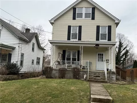 5709 Adelphi St, Cincinnati, OH 45227 photo 1