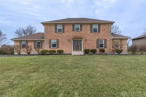 9095 S Normandy Ln, Dayton, OH 45458