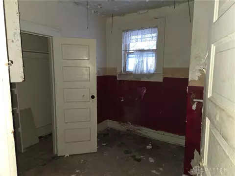 Bedroom - 727 W High St, Springfield, OH 45506 photo 4 of 4