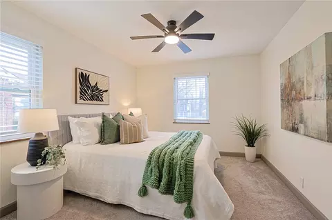 Bedroom - 3906 Standish Ave, Cincinnati, OH 45213 photo 1 of 5