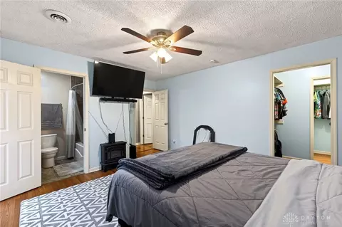 Bedroom - 1237 Hemlock Dr, Fairborn, OH 45324 photo 3 of 7