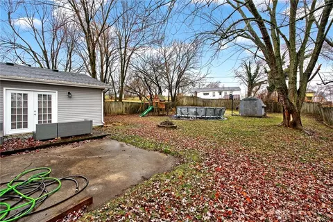 Exterior - 1237 Hemlock Dr, Fairborn, OH 45324 photo 5 of 7