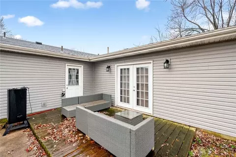 Exterior - 1237 Hemlock Dr, Fairborn, OH 45324 photo 4 of 7