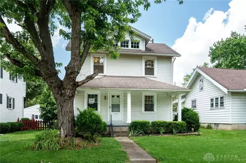 2119 Shroyer Rd, Oakwood, OH 45419