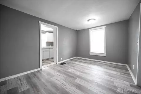 718 Summer St, Springfield, OH 45505 photo 9