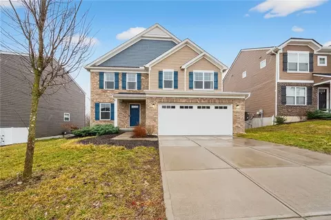 2150 Pine Valley Dr, Hamilton, OH 45013