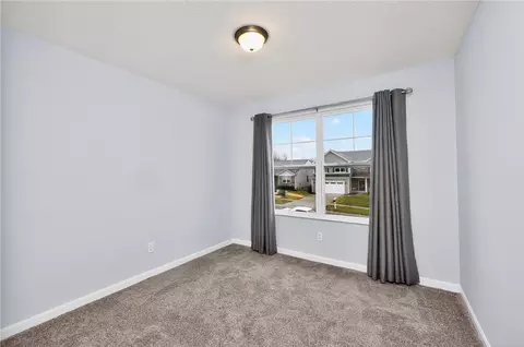 Bedroom - 2150 Pine Valley Dr, Hamilton, OH 45013 photo 1 of 10