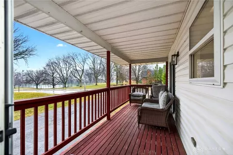 Exterior - 4432 Renwood Dr, Kettering, OH 45429 photo 3 of 5