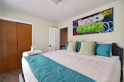 Bedroom - 4432 Renwood Dr, Kettering, OH 45429 photo 4 of 8