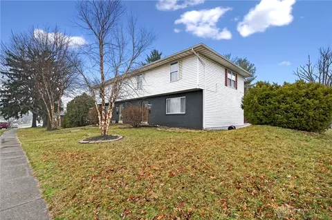 Exterior - 4432 Renwood Dr, Kettering, OH 45429 photo 5 of 5