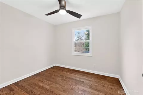 Bedroom - 3102 Lenox Dr, Kettering, OH 45429 photo 10 of 12