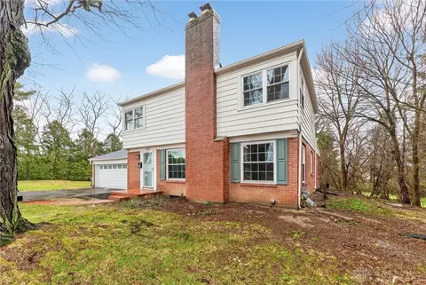 Exterior - 3102 Lenox Dr, Kettering, OH 45429 photo 7 of 7