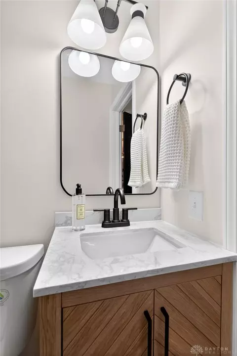 Bath - 3102 Lenox Dr, Kettering, OH 45429 photo 1 of 7