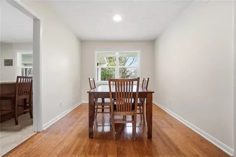 Dining - 4324 Clarendon Dr, Kettering, OH 45440 photo 4 of 4