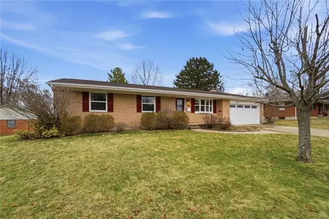 Exterior - 4324 Clarendon Dr, Kettering, OH 45440 photo 2 of 12