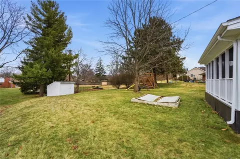 Exterior - 4324 Clarendon Dr, Kettering, OH 45440 photo 10 of 12