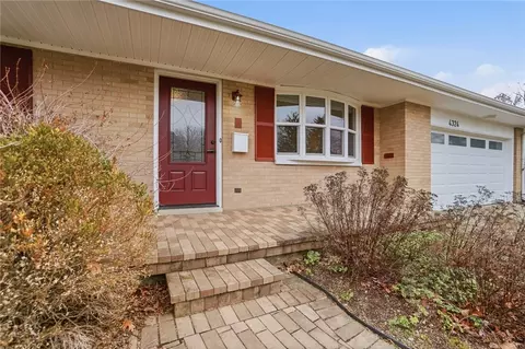 Exterior - 4324 Clarendon Dr, Kettering, OH 45440 photo 4 of 12