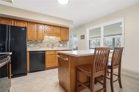 Kitchen - 4324 Clarendon Dr, Kettering, OH 45440 photo 1 of 6