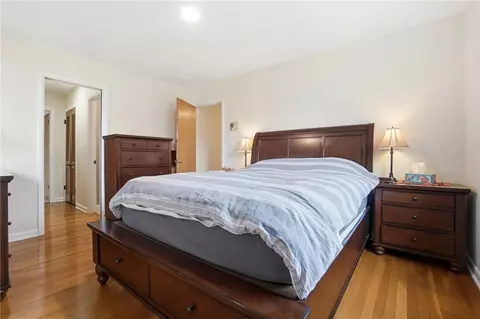Bedroom - 4324 Clarendon Dr, Kettering, OH 45440 photo 3 of 10