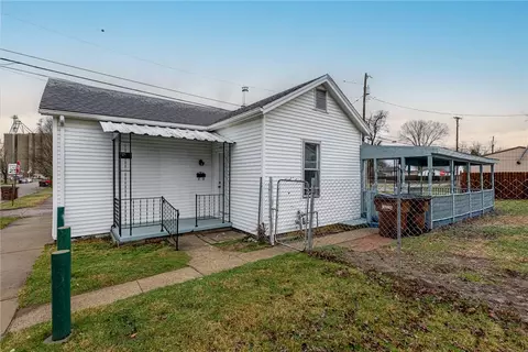453 Walnut St, Xenia, OH 45385