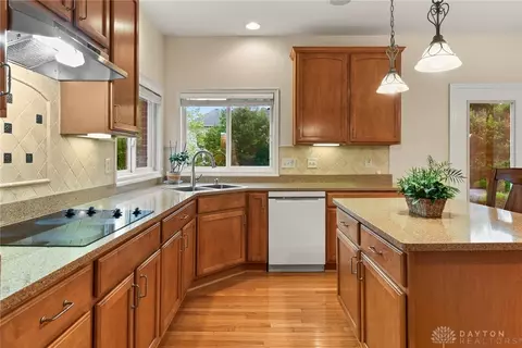 Kitchen - 9764 Olde Georgetown Way, Centerville, OH 45458 photo 4 of 4