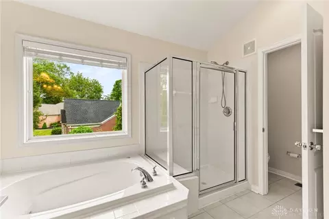 Bath - 9764 Olde Georgetown Way, Centerville, OH 45458 photo 4 of 9
