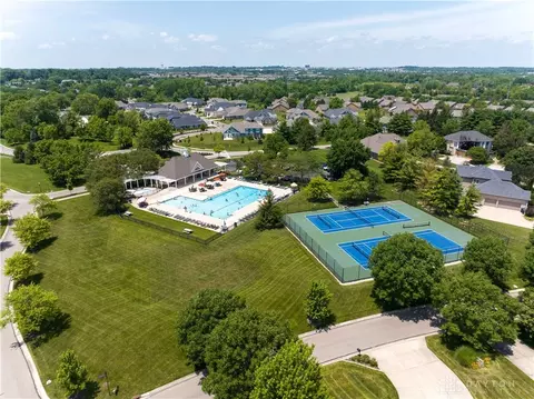 View/Area - 9764 Olde Georgetown Way, Centerville, OH 45458 photo 2 of 8