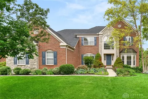 9764 Olde Georgetown Way, Centerville, OH 45458